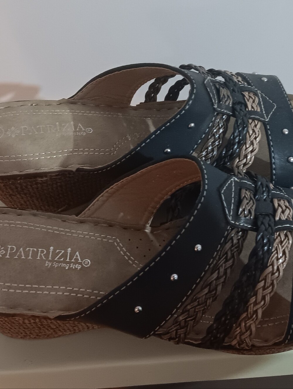 Wedge Sandals - Size 10 - Picture 4 of 10